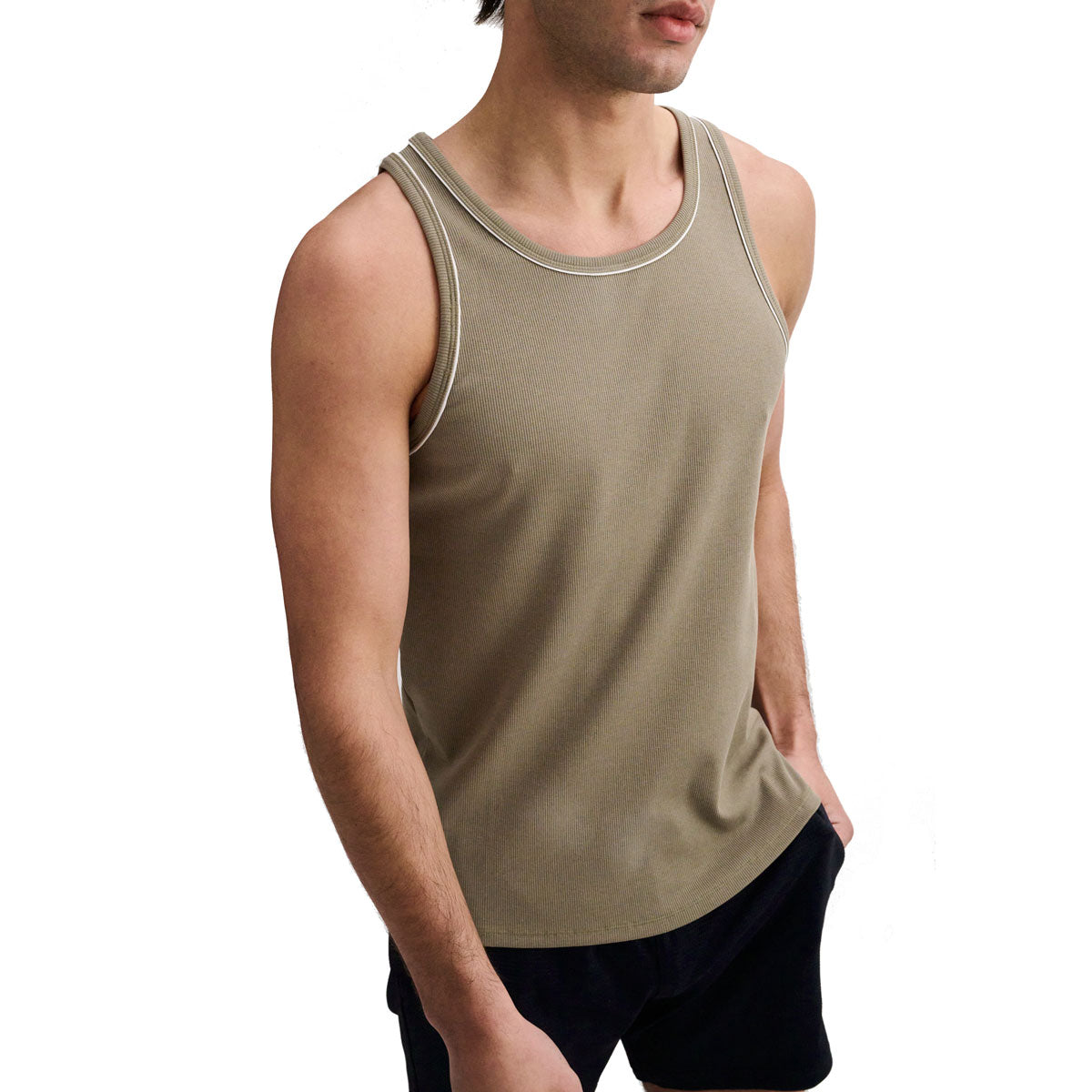 Rib Stretch Tank with Piping