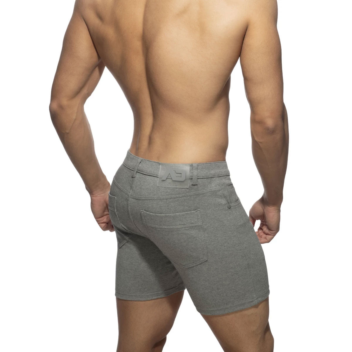 Svelte Short